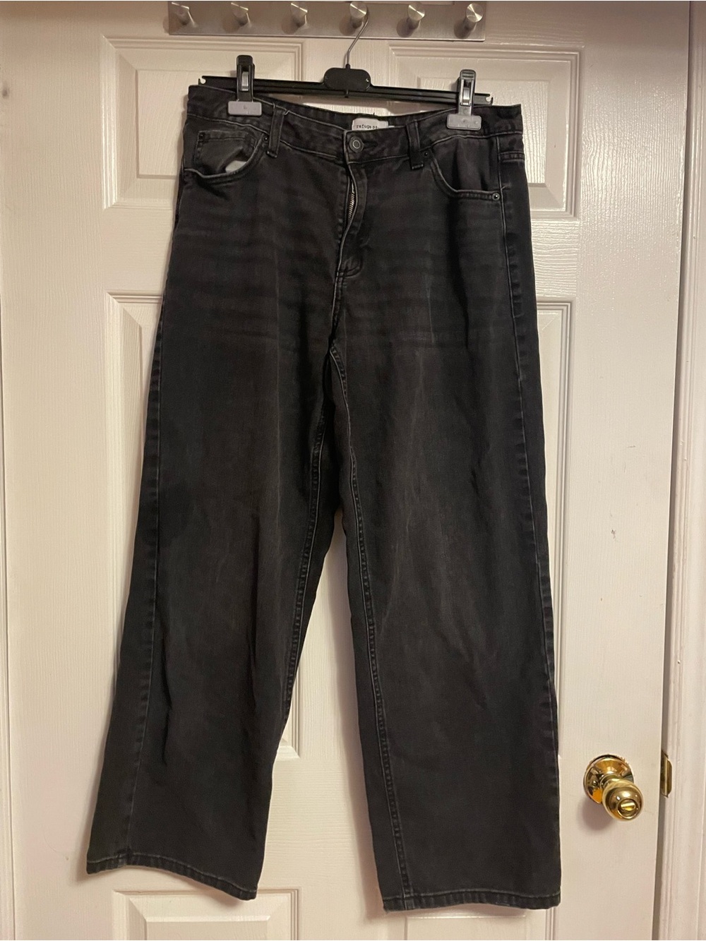 Men's Black Wide-Leg Jeans